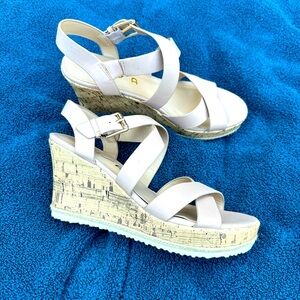 Nude strappy platform sandals size 8 women’s platform sandals tan straps buckle